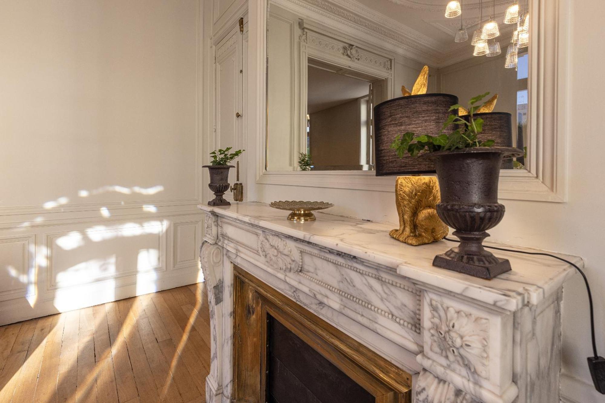 La Maison Blanche - Apparthotels De Charme Chic & Cosy A 350M Du Coeur De Ville De Limoges - Acces Autonome Dış mekan fotoğraf